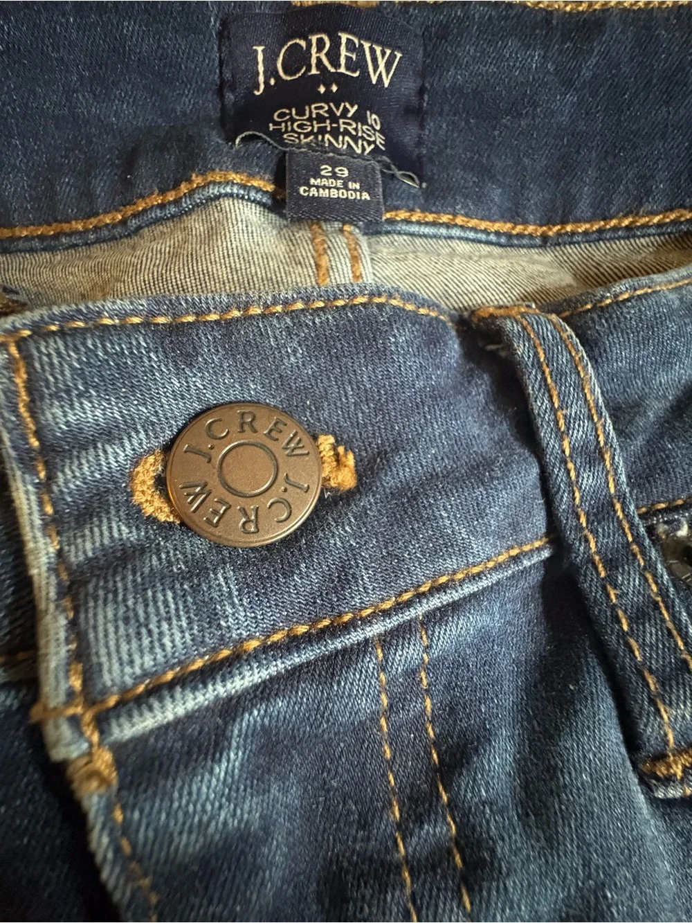 New J. Crew Skinny Jeans in Faded Blue Wash Size 29 with a little stretch